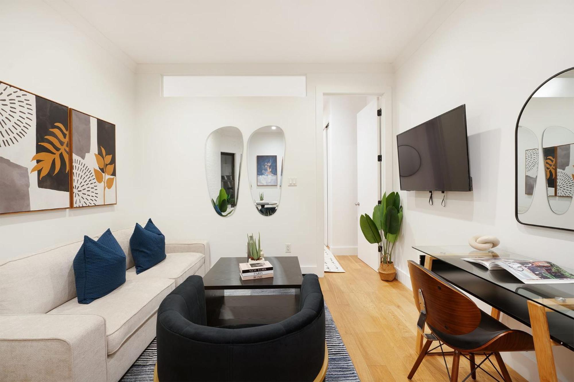1290-13 Newly Renovated 2 Bedrooms In Ues Apartment New York